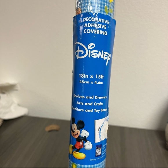 Disney VTG Winnie The Pooh Non Slip/Non Adhesive Shelf & Drawer Liner 18"×15ft - Picture 1 of 3